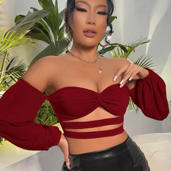 Burgundy Off The Shoulder Crop Top - Picture 3 of 6